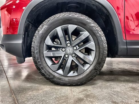 Used 2024 Honda Ridgeline Sport image 11