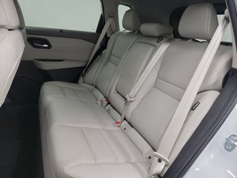 Certified 2024 Nissan Rogue SV w/ SV Premium Package FWD image 11