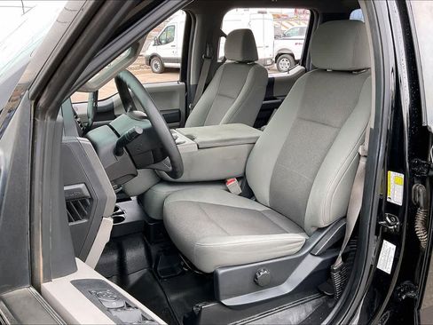 Used 2018 Ford F250 XL w/ STX Appearance Package image 7