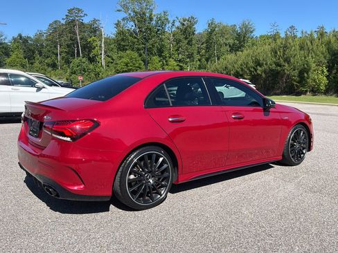 Certified 2021 Mercedes-Benz A 35 AMG 4MATIC image 12
