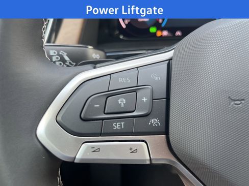 New 2026 Volkswagen Atlas SE FWD image 10