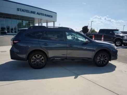 Used 2024 Subaru Outback Onyx Edition AWD/4WD image 2