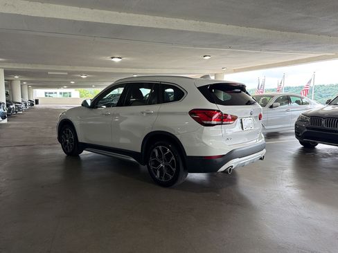 Used 2020 BMW X1 sDrive28i w/ Premium Package FWD image 3