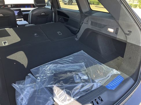 New 2025 Lincoln Nautilus Reserve w/ Jet Appearance Package image 32