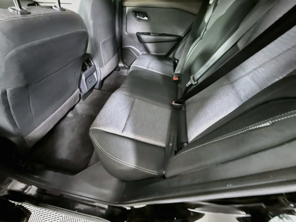 Certified 2023 Nissan Rogue SV AWD/4WD image 26