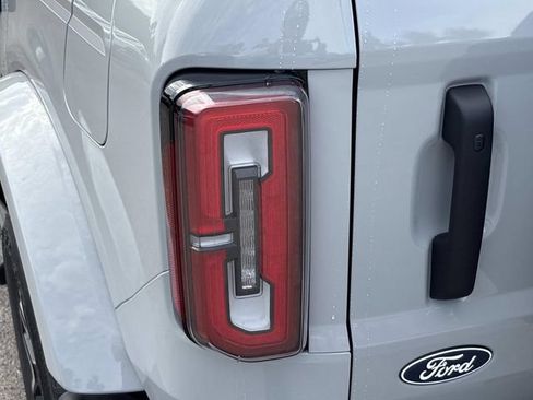 New 2026 Ford Bronco Outer Banks AWD/4WD image 12