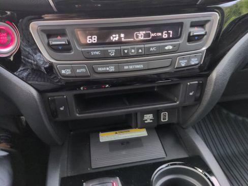 Used 2021 Honda Ridgeline Black Edition image 38