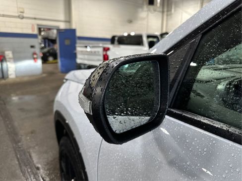 Certified 2026 Chevrolet Traverse RS AWD/4WD image 26