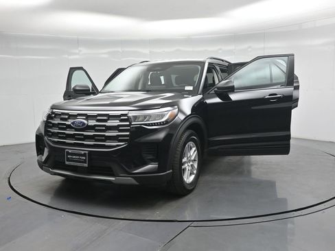 New 2026 Ford Explorer Active RWD image 29
