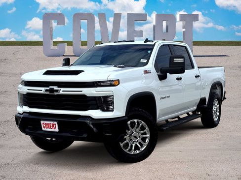 Used 2024 Chevrolet Silverado 2500 Custom w/ Custom Value Package AWD/4WD image 1