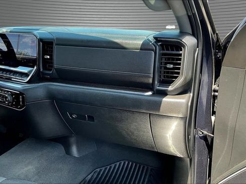 Used 2023 Chevrolet Silverado 1500 LT w/ Z71 Off-Road Package AWD/4WD image 26
