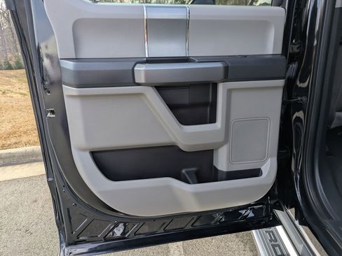 Certified 2022 Ford F250 XLT w/ XLT Premium Package image 24