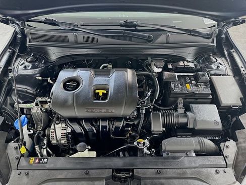 Used 2023 Kia Forte LXS w/ LXS Technology Package image 24