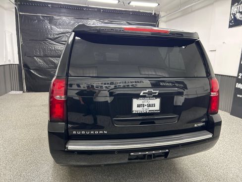 Used 2017 Chevrolet Suburban Premier AWD/4WD image 5