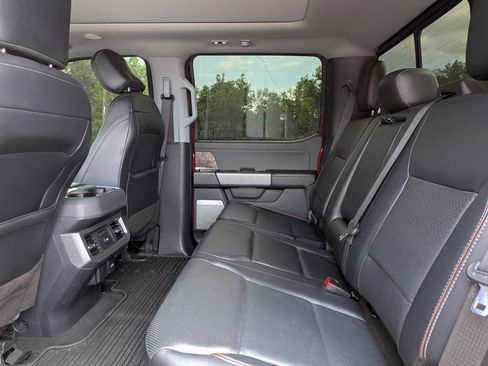 Used 2023 Ford F250 Lariat w/ Lariat Ultimate Package AWD/4WD image 14
