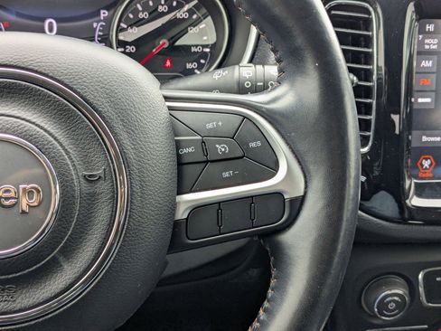 Used 2020 Jeep Compass Limited image 20