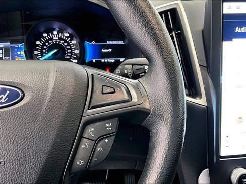 Used 2023 Ford Edge SE w/ Black Appearance Package AWD/4WD image 21