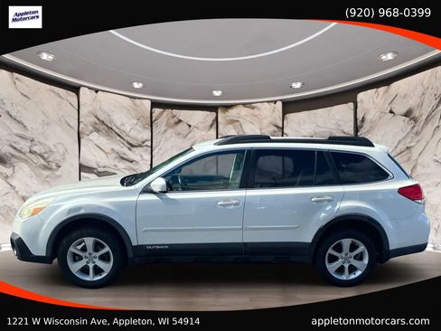 Used 2014 Subaru Outback 2.5i Premium w/ Accessory Value Package (OYT) AWD/4WD image 3