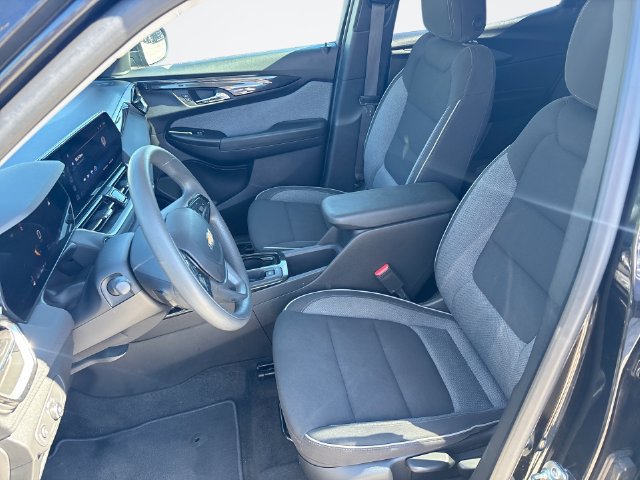 Used 2024 Chevrolet TrailBlazer LT AWD/4WD image 11