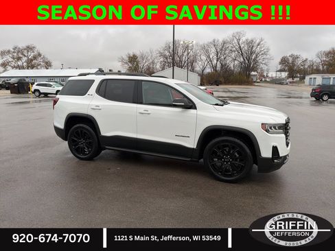 Used 2023 GMC Acadia SLE w/ Driver Convenience Package image 5