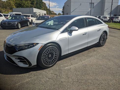 Certified 2023 Mercedes-Benz EQS 580 4MATIC Sedan image 7