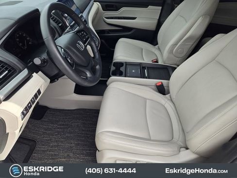 Used 2025 Honda Odyssey EX-L image 14