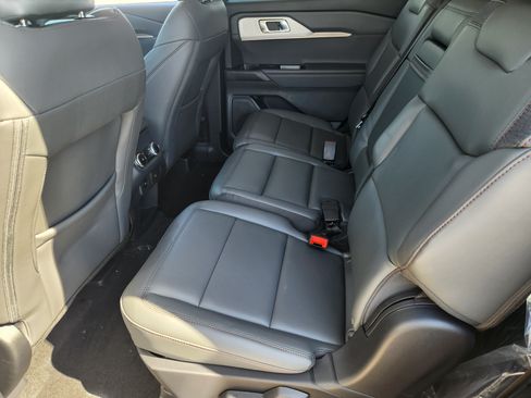New 2026 Ford Explorer Active w/ Active Comfort Package RWD image 20