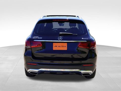 Used 2020 Mercedes-Benz GLC 300 4MATIC image 6