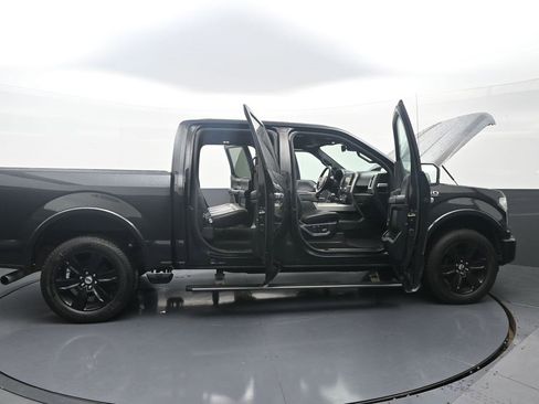 Used 2015 Ford F150 Platinum w/ Equipment Group 701A Luxury image 44