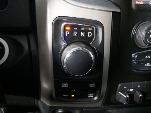 Used 2018 RAM 1500 Big Horn AWD/4WD image 24