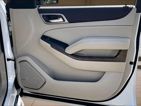 Used 2019 GMC Yukon Denali w/ Enhanced Security Package AWD/4WD image 23