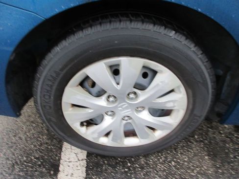 Used 2012 Honda Civic LX image 9