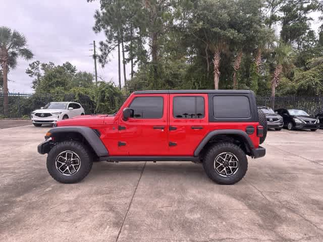 Used 2024 Jeep Wrangler Unlimited Rubicon AWD/4WD image 11