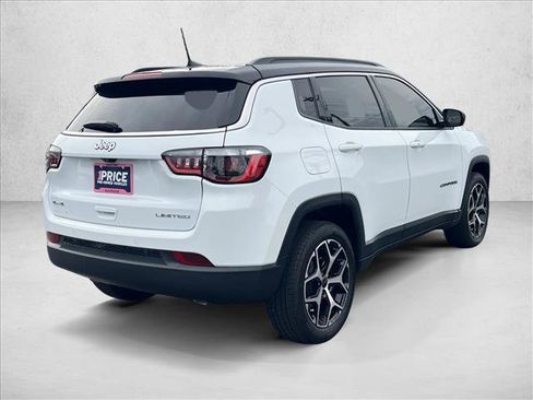 Used 2025 Jeep Compass Limited AWD/4WD image 5
