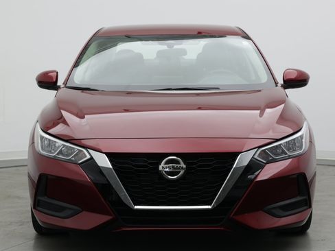 Used 2021 Nissan Sentra SV FWD image 2