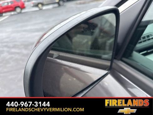 Used 2022 Jeep Compass Limited image 11