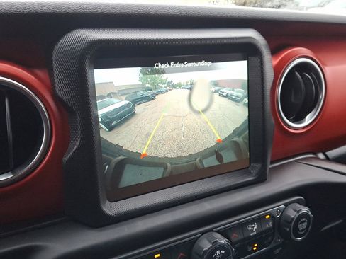 Certified 2021 Jeep Wrangler Unlimited Rubicon image 27