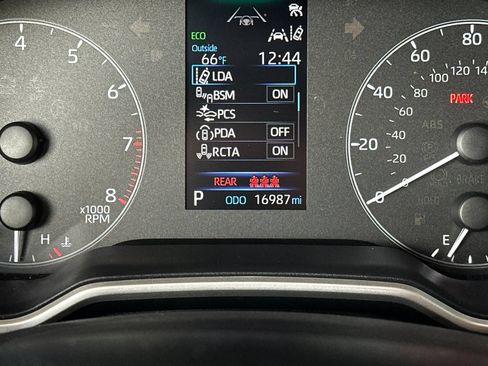 Used 2024 Toyota Corolla SE w/ SE Package FWD image 24