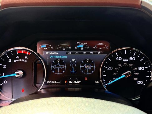 Used 2019 Ford F250 Platinum w/ Platinum Ultimate Package image 25