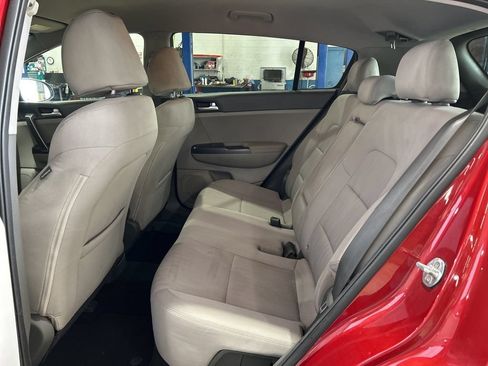 Used 2019 Kia Sportage LX AWD/4WD image 29