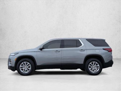 Certified 2023 Chevrolet Traverse LS image 9