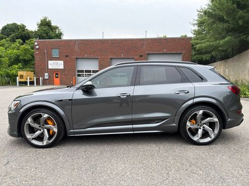Used 2023 Audi e-tron S Prestige AWD/4WD image 3