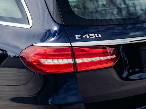 Used 2019 Mercedes-Benz E 450 4MATIC Wagon image 46