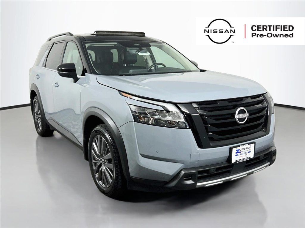 Used 2024 Nissan Pathfinder SL w/ SL Premium Package AWD/4WD image 1