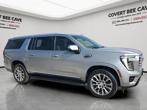 Certified 2025 GMC Yukon XL Denali image 1