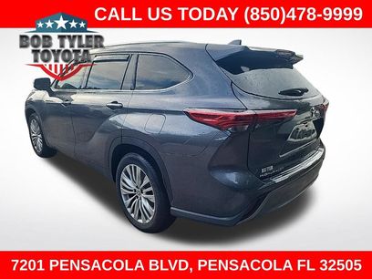 Used 2023 Toyota Highlander Platinum