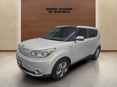 Used 2017 Kia Soul EV + w/ Sun & Fun Package