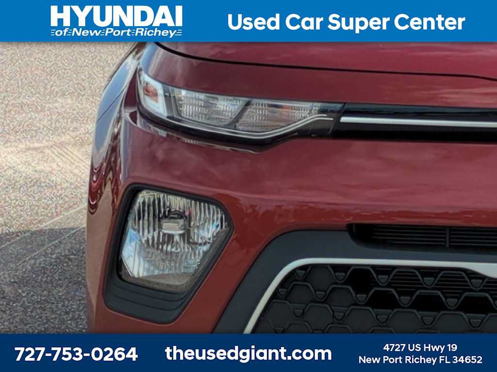 Used 2022 Kia Soul LX w/ Technology Package FWD image 9