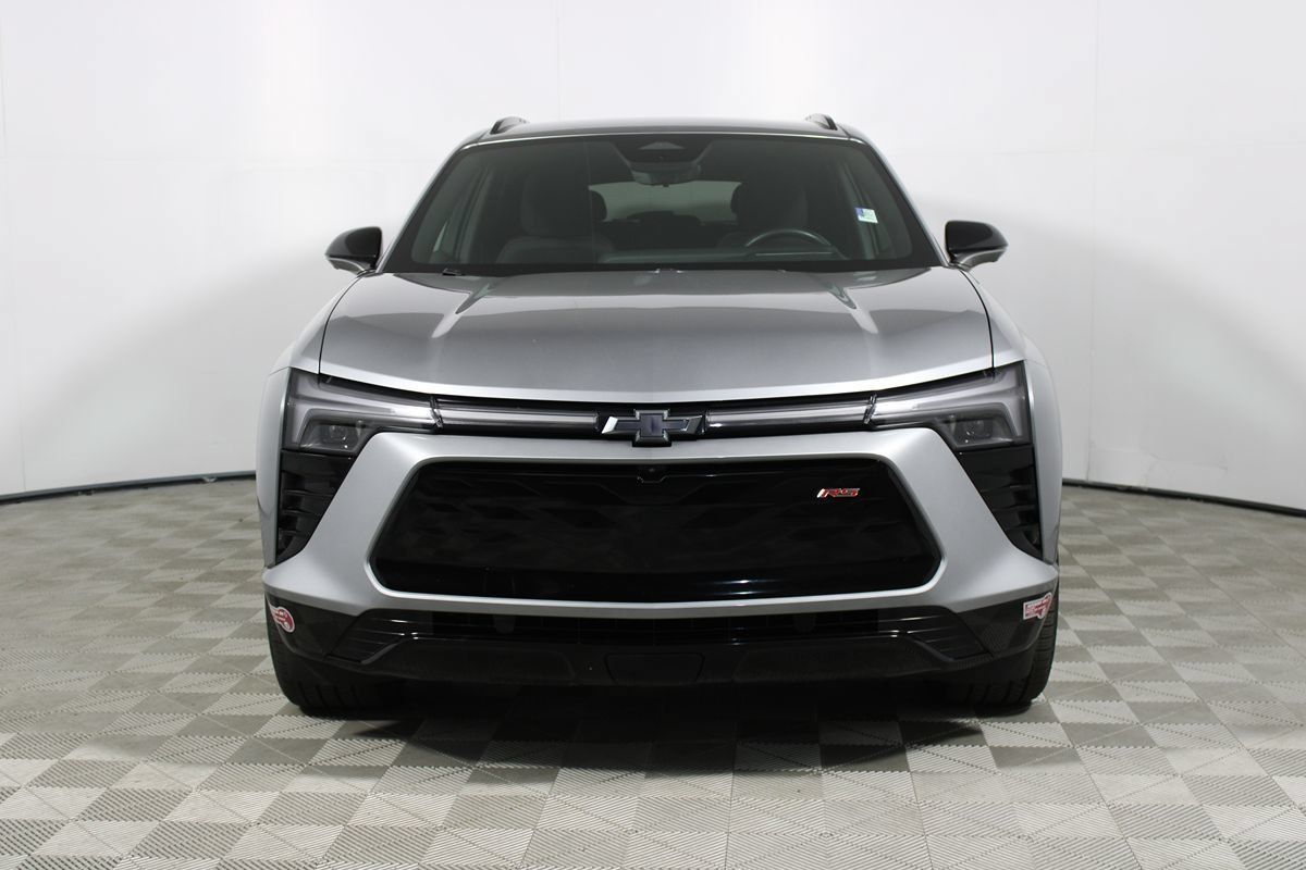 Used 2024 Chevrolet Blazer EV RS AWD/4WD image 2
