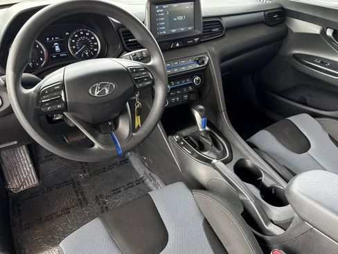 Used 2019 Hyundai Veloster 2.0 FWD image 20